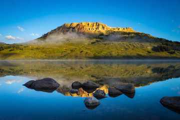 《古董局中局》讲述的故事你知道吗？