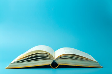 《古董局中局》讲述的故事你知道吗？