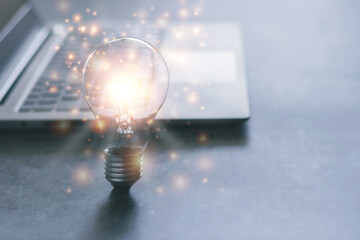 《古董局中局》讲述的故事你知道吗？