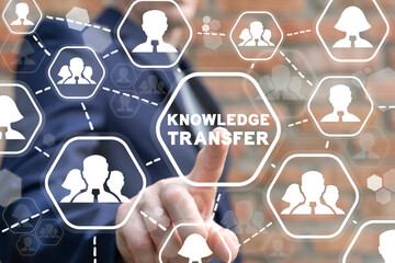 近经常睡着的时候突然醒来 身体不能动 连说话都说不出来 但是心里非常清楚 绝对醒了 然后紧接着有很大的WO