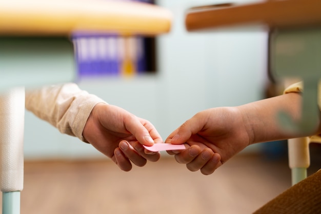 跪求数学家小时候的故事（350~450字）